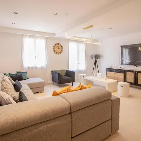 Apartamento Sejournez Au Coeur De Saint-tropez. *